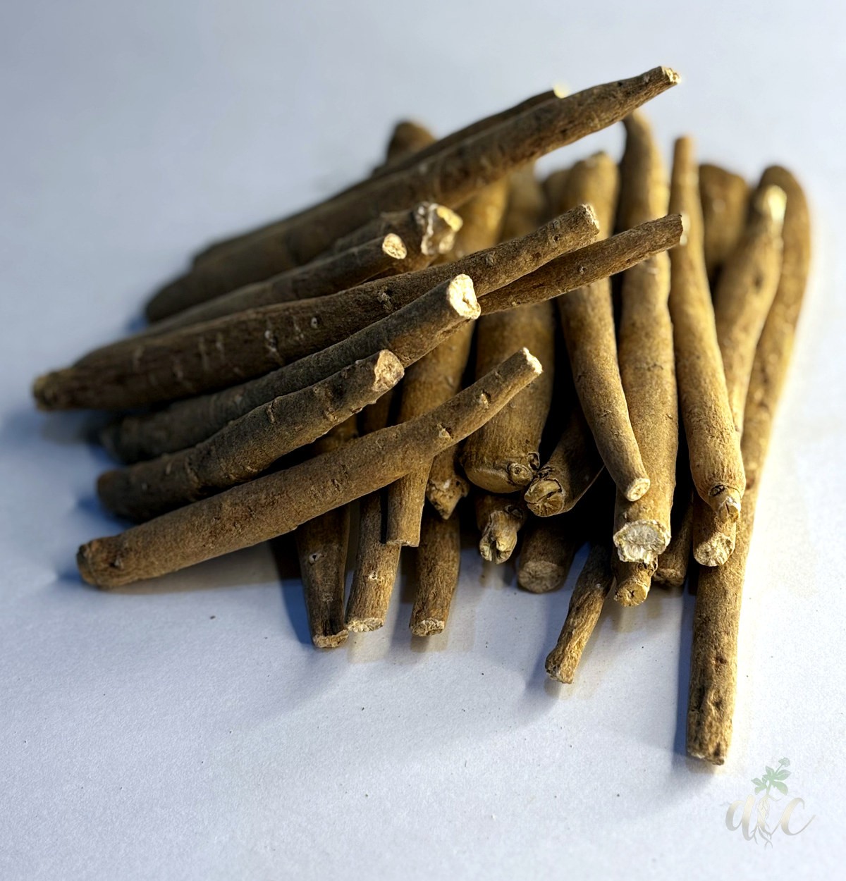 Ashwagandha Gatta — thick whole sun-dried roots, hand-graded by Anil Trading Company, Neemuch