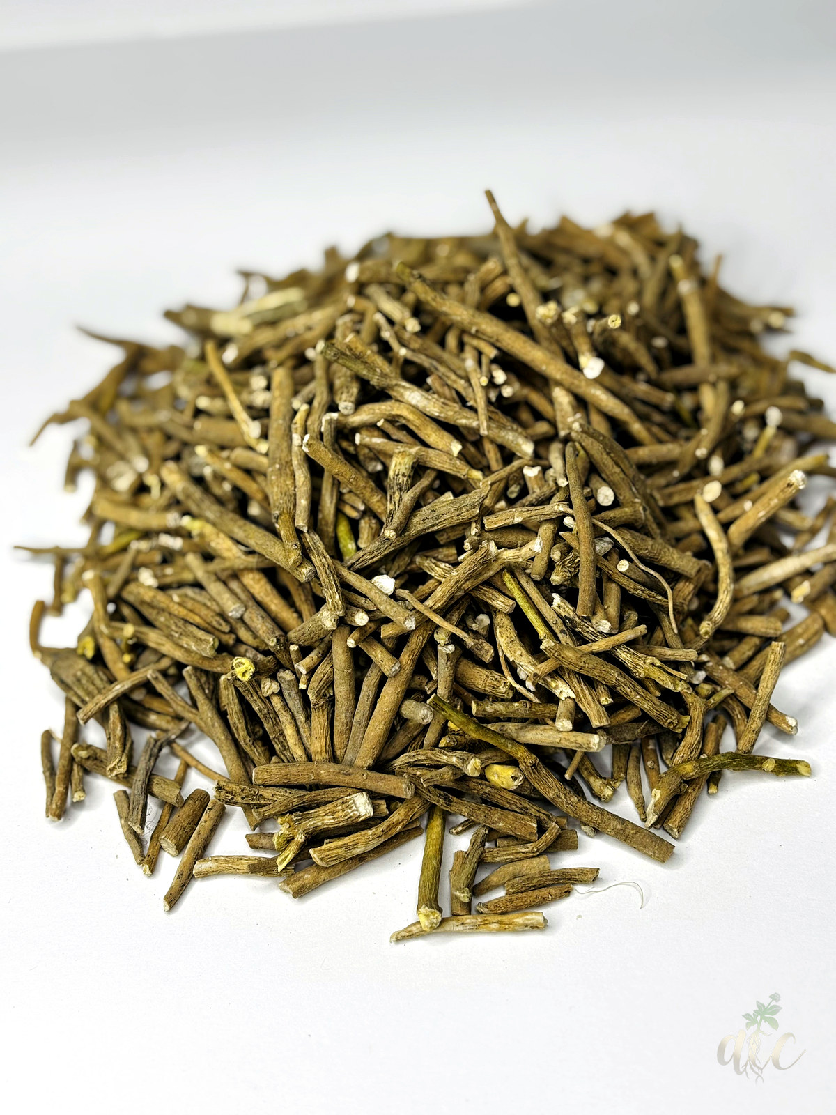 Ashwagandha Tukdi — broken and cut root pieces from Anil Trading Company, Neemuch